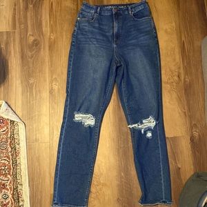 dark wash ripped mom jeans